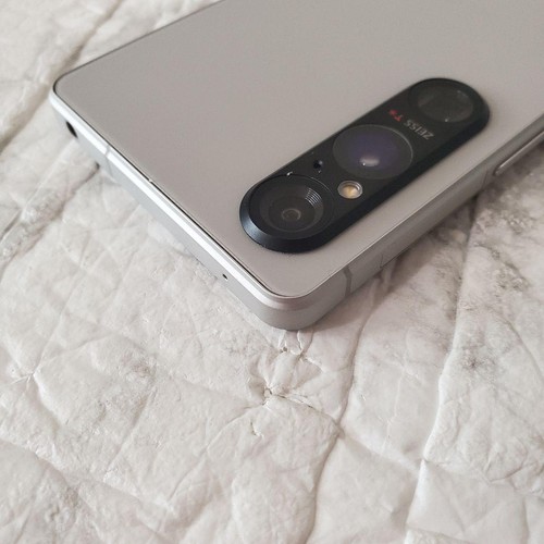 SONY Xperia 1 V 256GB SIM-free A301SO Platinum Silver przedmiot używany z Japonii - Zdjęcie 4 z 6