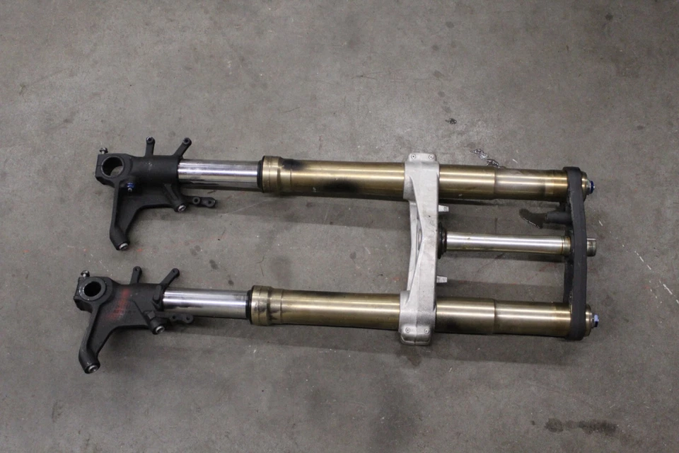 Horquillas delanteras Suzuki GSXR 600 2007 con triple árbol 07 GSXR750 Foto 4 de 4