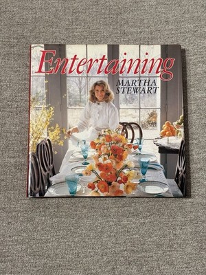 Martha Stewart Entertaining 1982 Ist Edition Hardcover Book - Great Condition!