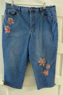 :) Gloria Vanderbilt Amanda Capri jeans Floral Denim ladies Size 18-slimming