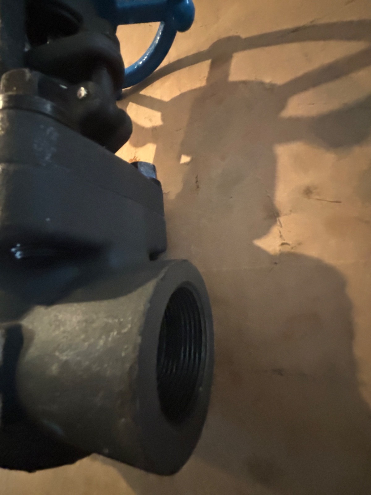 Sharpe 34834 1-1/4"-800Lb Gate Valve 1975 PSI @ 100F Threaded connection fast sh