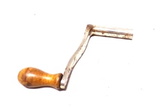 EDISON TRIUMPH PHONOGRAPH CRANK