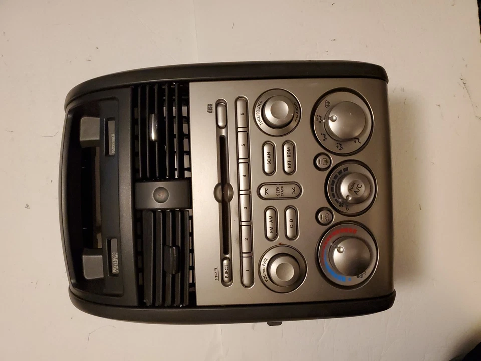 MITSUBISHI GALANT 2007 2009 RADIO PANEL DE TABLERO CENTRAL OEM Foto 2 de 4