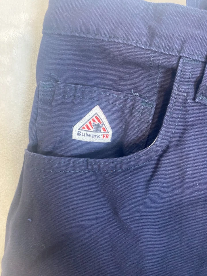 Bulwark Loose Midweight Canvas CAT 2 AR/FR Work Pants Mens 42 x 30 Navy Cotton - Image 4 of 4