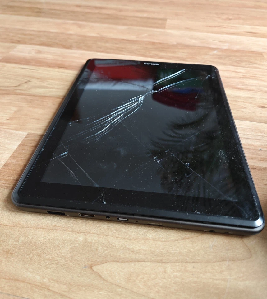 Archos Carbon 97 in schwarz ( defekt ) - Bild 3 von 3