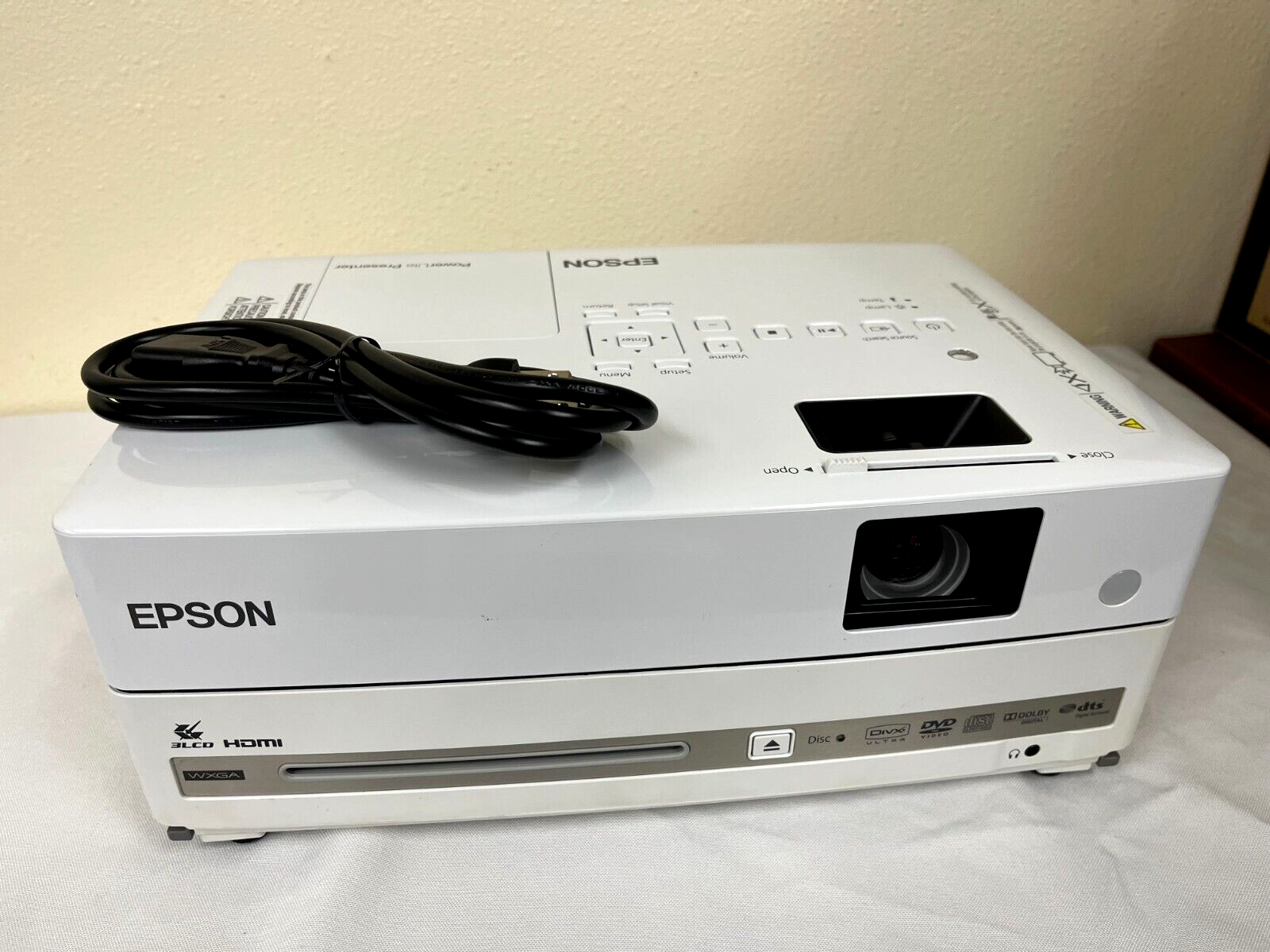 Epson PowerLite Presenter 3lcd HDMI 