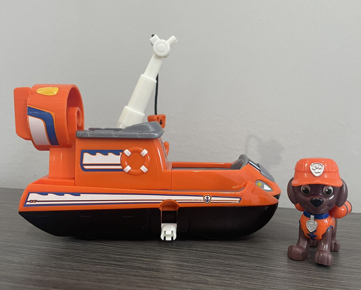 Paw Patrol Ultimate Rescue - Zuma's Ultimate Rescue Hovercraft with Moving  Propellers and Rescue Hook, for Ages 3 and Up