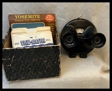 Vintage 1940's Sawyer's View Master Model B Bakelite Clamshell Viewer 15 Reels