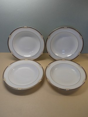 Wedgwood Cavendish Bone China 9'' Durchmesser Schüssel mit Rand Suppe Pasta 4er Set - B