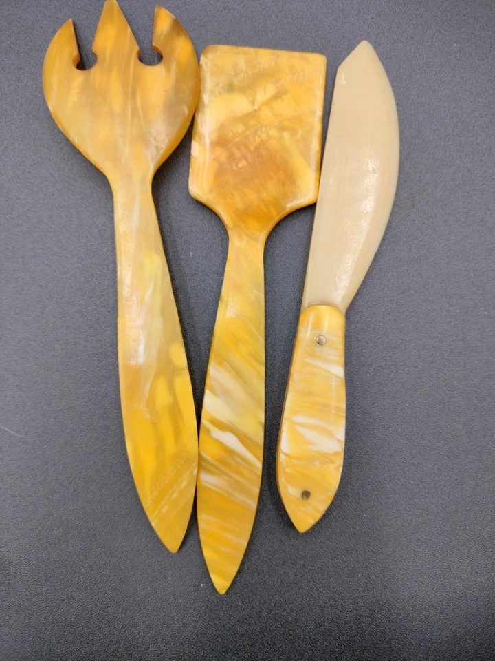 Rare mini couverts à salade de picnic anciens vers 1920 en bakélite jaune - Photo 4/4