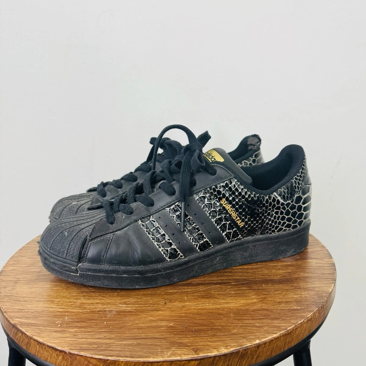 adidas gazelle silver green womens Adidas Y-3  Adidas Y-3 Sneakers Superstar Y-3 in Barcelona or Shop Online  Hombre 616-003312 01