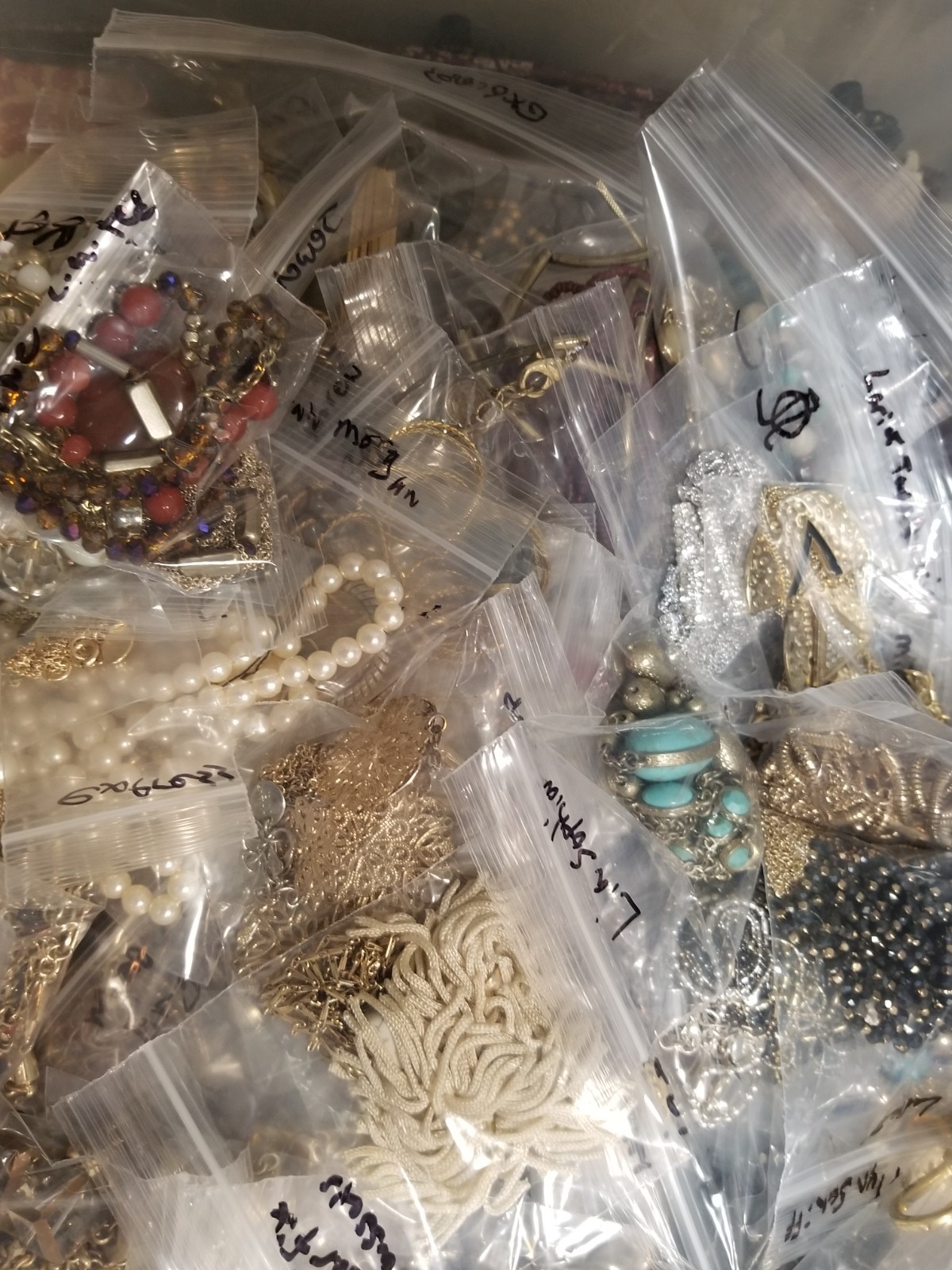 Huge lo 25pc Random necklaces all wearable some s… - image 8