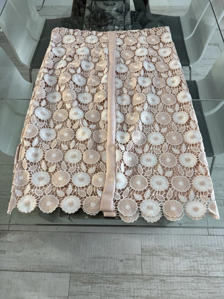 Falda Lápiz Floral Crochet Encaje Bordado Forrada Rosa Calvin Klein Talla 14 Foto 2 de 3