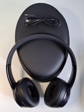 Beats by Dr. Dre Solo3 Wireless On-ear Headphones Matte Black