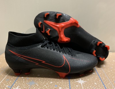 soccer cleats size 9.5