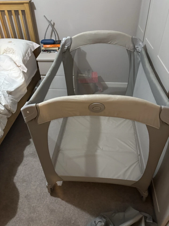 Graco Travel Cot - Image 2 of 4