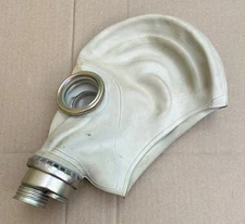Polish Military SzM-41 Gas Mask Size 3 Large