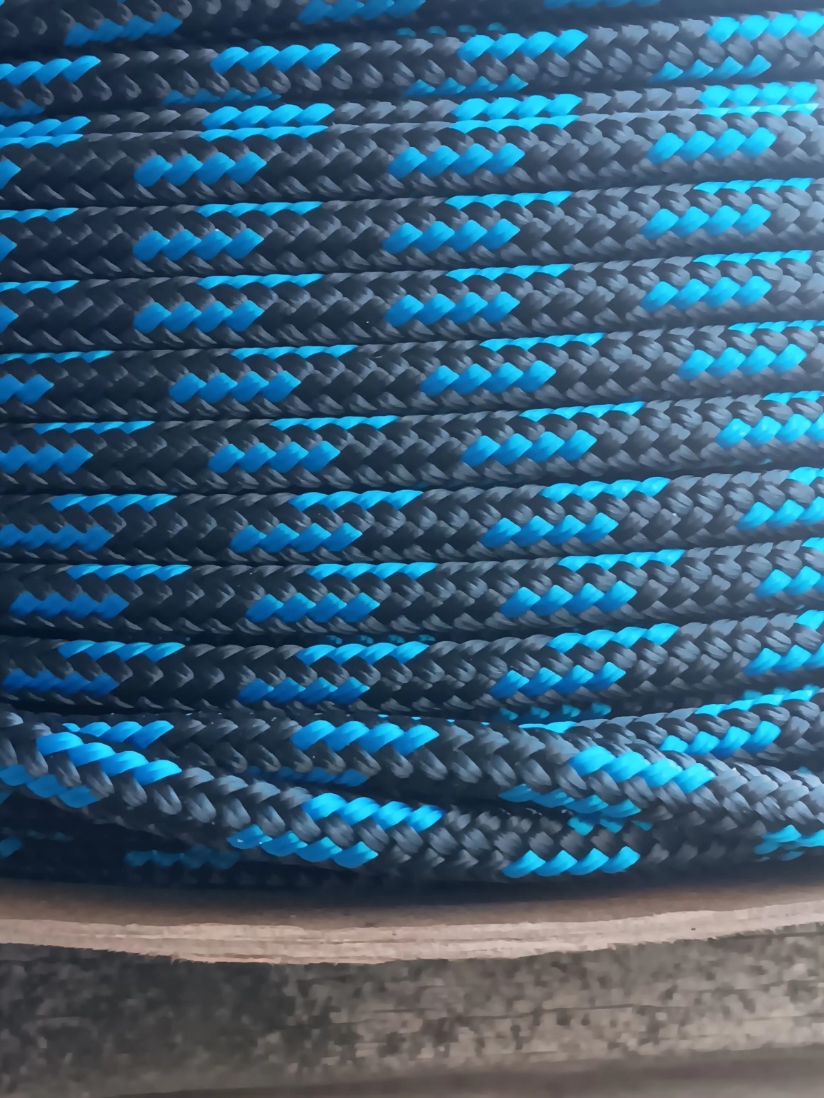 1/4 x 100 ft Premium Double Braid- Yacht braid Rope Hank. Black/Blue ...