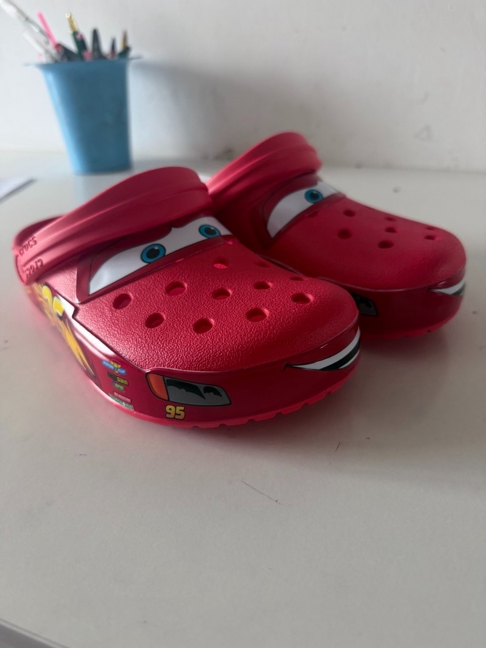 Crocs Lightning McQueen Adult 7 Mens Limited Edition Disney Pixar Crocs Cars image 2