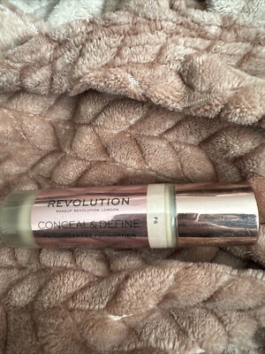 REVOLUTION MAKEUP CONCEAL & DEFINE FULL COVERAGE FOUNDATION (F6) 23 ML ~ SEALED