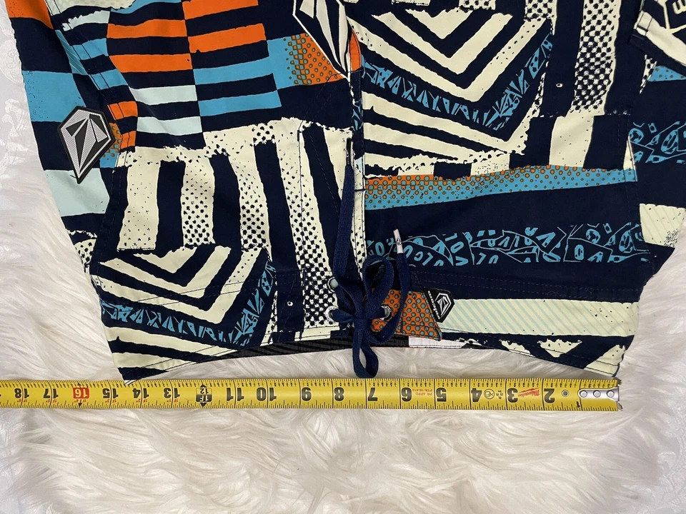 Pantalones cortos Volcom Boardies V25 elásticos sin forro azul naranja talla 29 resortwear Foto 4 de 4