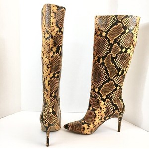 steve madden snake skin boots