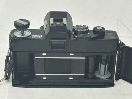 Minolta SRT-102 35mm SLR w/50mm F1.7 Lens Fresh CLA, New Seals, 1 YEAR WARRANTY - Picture 5 of 7