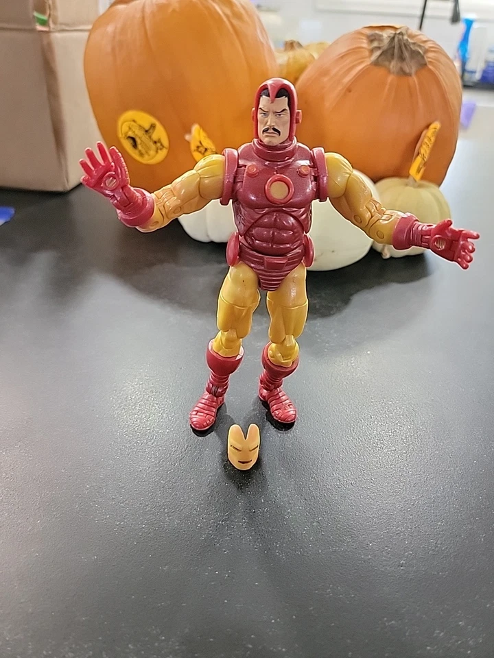 Iron Man Tony Stark ToyBiz 2002 Marvel Legends Serie 1 Foto 4 de 4