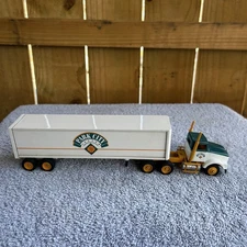 Winross Park City Shopping Center Lancaster, PA Semi Truck & Trailer 1:64 