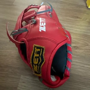 Jet Gloves Lightweight for Kids, Excellent Condition