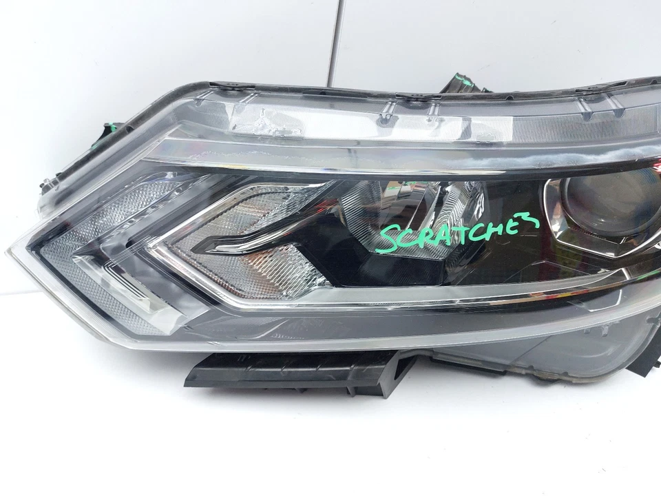 NISSAN QASHQAI J11 FRONT HEADLIGHT LEFT PASSENGER SIDE 100-19010 2018 - Image 3 of 4