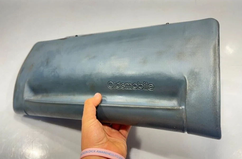 Oldsmobile Cutlass Supreme 1992-1994 4 puertas tablero superior derecho guantera puerta azul OEM Foto 3 de 4