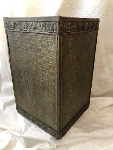 Antique Brass Repousse over Wood Kindling Box Trash Can Victorian Children Dog - Picture 7 of 11