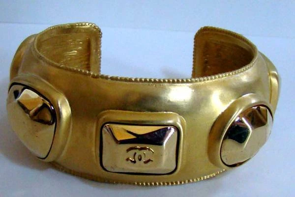 Chanel cuff bracelet dupe deals