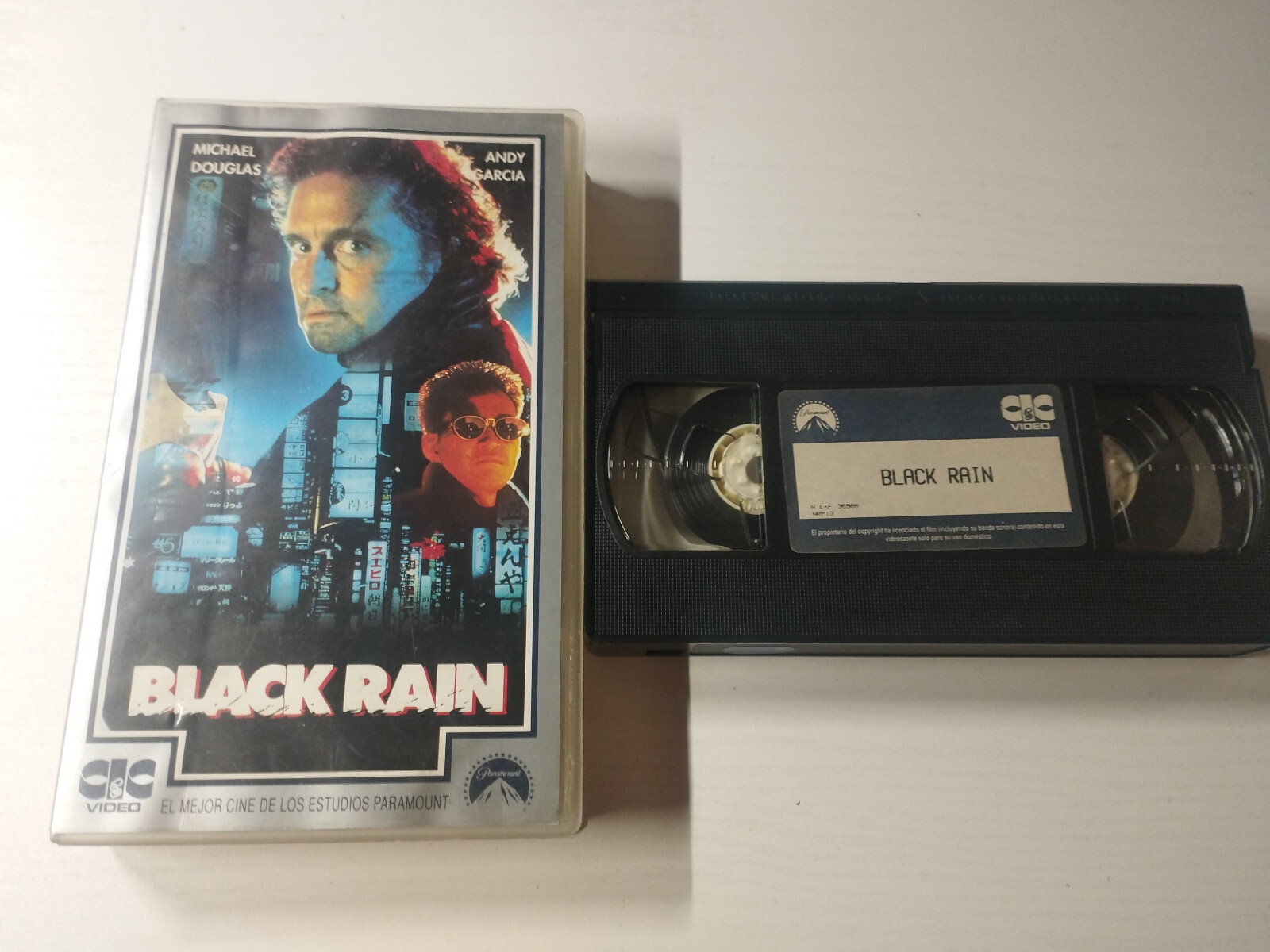 Black Rain MICHAEL Douglas Andy Garcia Ridley Scott - VHS Tape Español T2