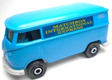 2019 MATCHBOX VOLKSWAGEN DELIVERY VAN INTERNATIONAL BLUE 2 5/8" DIECAST BUS