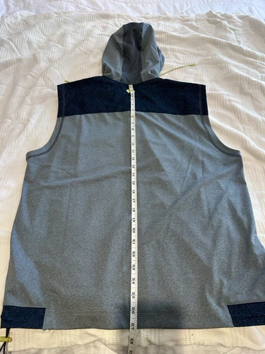 NWT Robert Graham X Collection Kobi Knit Hooded Vest Mens Large Carbon Gray $198 image 4