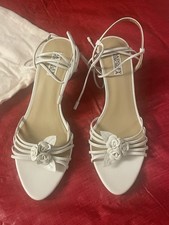 Badgley Mischka Darlyn Ankle Tie Mid Heel Wedding Heels White Leather - Size 9