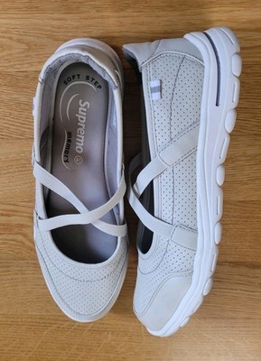 Damenschuhe Slipper Suprimo Gr. 41 hellbeige TOP Zustand 