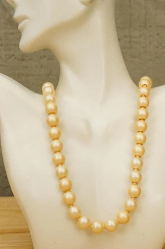 VINTAGE Costume Jewelry POP BEADS 1960's Faux Pearl Necklace 22" Long