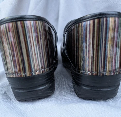 Dansko Womens Sz 41 (US 10.5-11) Pro XP Clog Grey Striped Patent Leather Comfort - Image 3 of 4