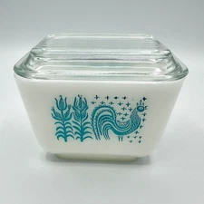 Vintage Pyrex 0501 TURQUOISE 1 1/2 C. Amish Butterprint Refrigerator Dish w/ Lid