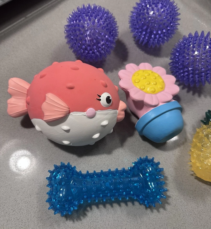 Lot of 7 Dog Toys - Latex Squeaky Toys, Squeaky Toys, and Squeaky Balls - Image 2 of 3