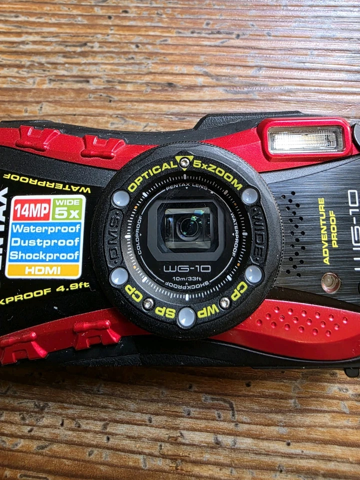 Cámara digital submarina impermeable Pentax Optio WG-10 GPS roja sin probar Foto 4 de 4