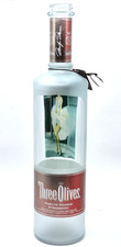 VERY RARE 750 ML MARILYN MONROE THREE OLIVES STRAWBERRY VODKA EMPTY BOTTLE