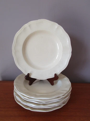 7 Digoin Sarreguemines Semi Hollow Ivory Scalloped Edge Plates