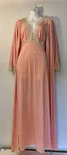 VTG Vanity Fair Peignoir Set Nightgown & Robe Peach Nylon Tricot Lace Trim Sz40