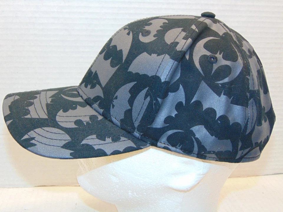 Gorra Batman negra/gris con espalda a presión de DC Comics Foto 2 de 4