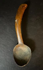 WOODEN ANTIQUE LADLE w/CURVED HANDLE Vintage Primitive Hand Made Kitchen Utensil