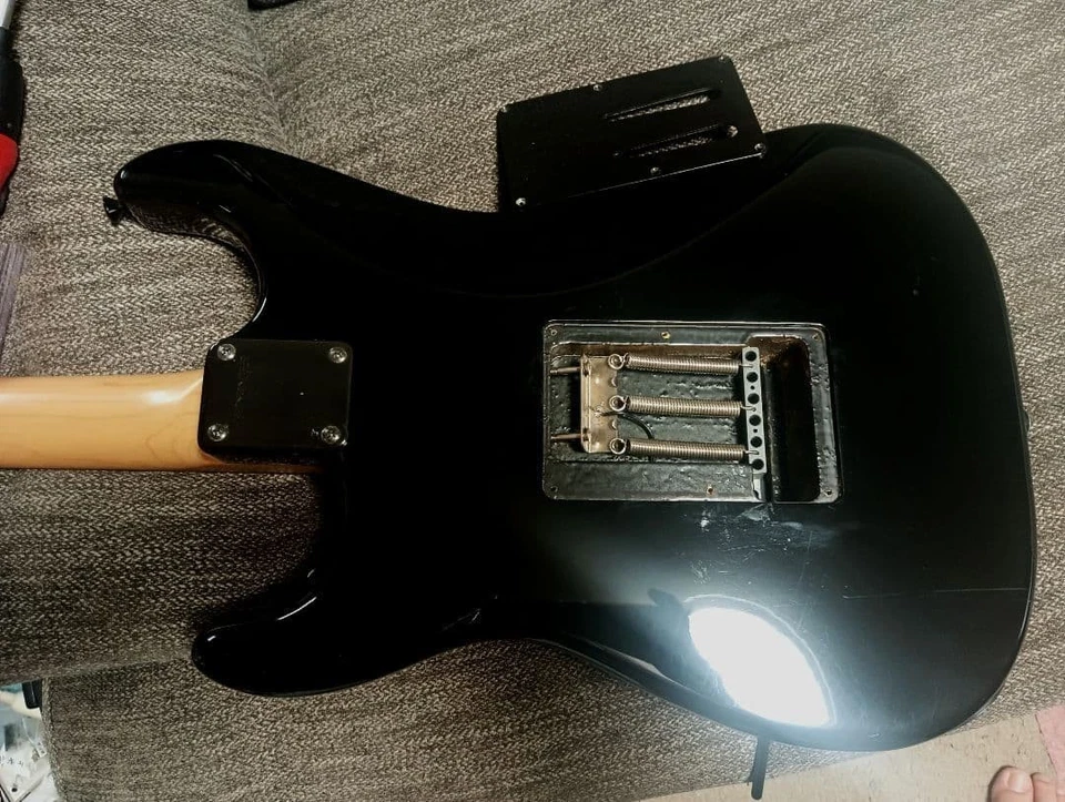 Guitarra eléctrica Fernandes The Function negra de JAPÓN Foto 2 de 4